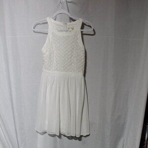 Miami White Embroidered Flower Mini Dress